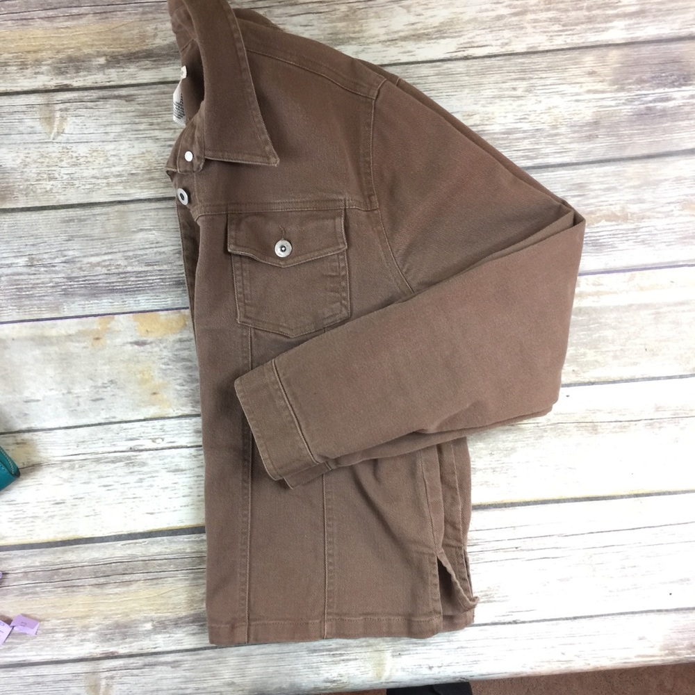 Jacket - Picture 3 of 4